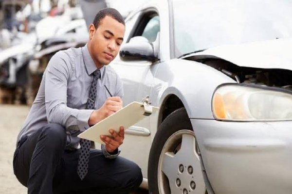 [Dicas para reduzir o custo do seguro do carro]