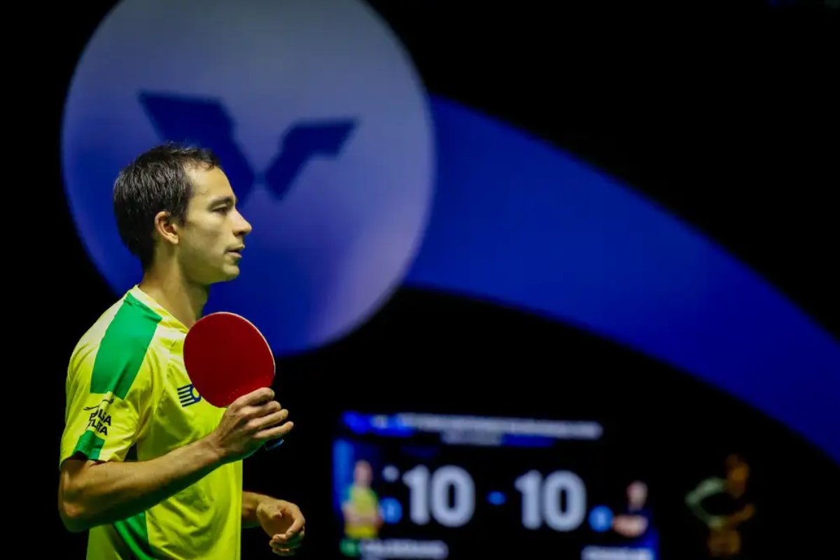 Calderano cai para chinês na semi e leva bronze na Copa do Mundo