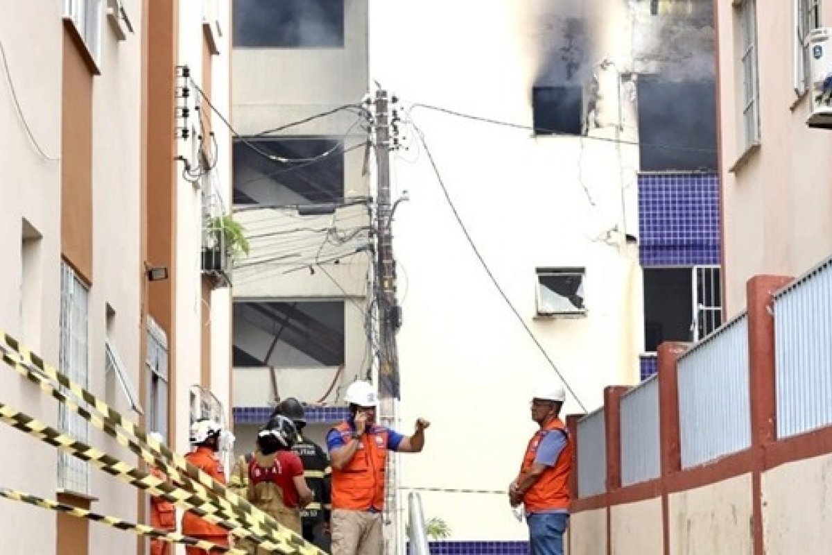 Prédio que pegou fogo no Stiep será demolido nos próximos dias