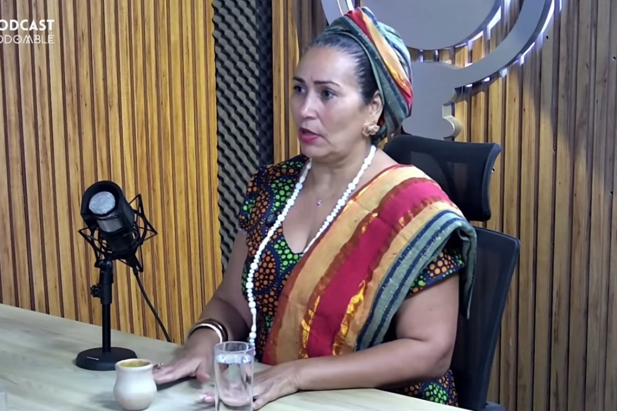 Podomblé debate saúde espiritual e autocuidado em episódio com Mameto Kuangolô