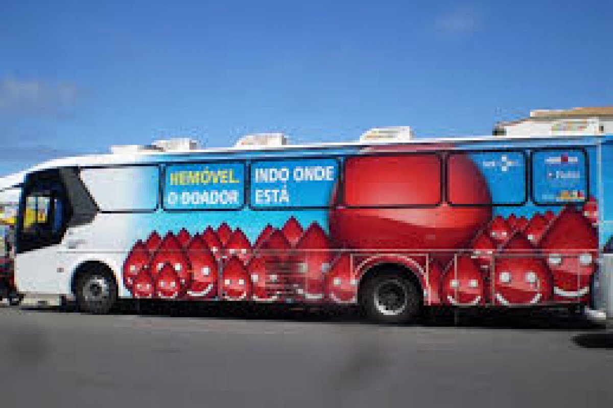 Hemoba realiza atendimento em Shopping