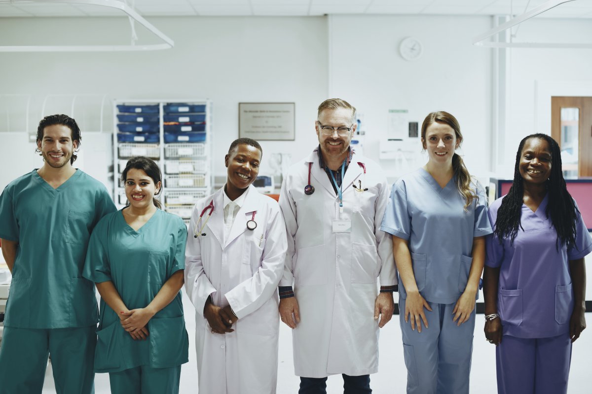 CCJ aprova redução de jornada de trabalho para profissionais da enfermagem