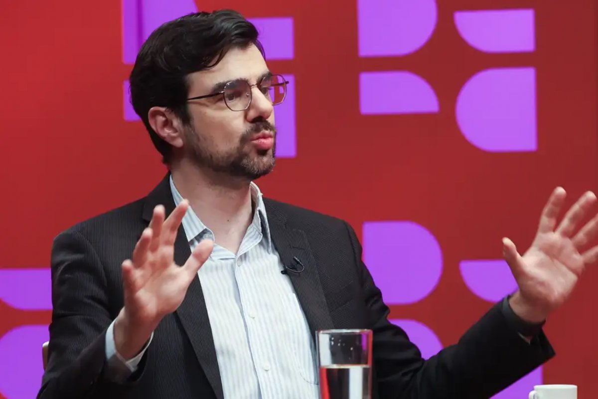 Guilherme Mello é anunciado novo secretário-executivo do Ministério do Planejamento e Orçamento