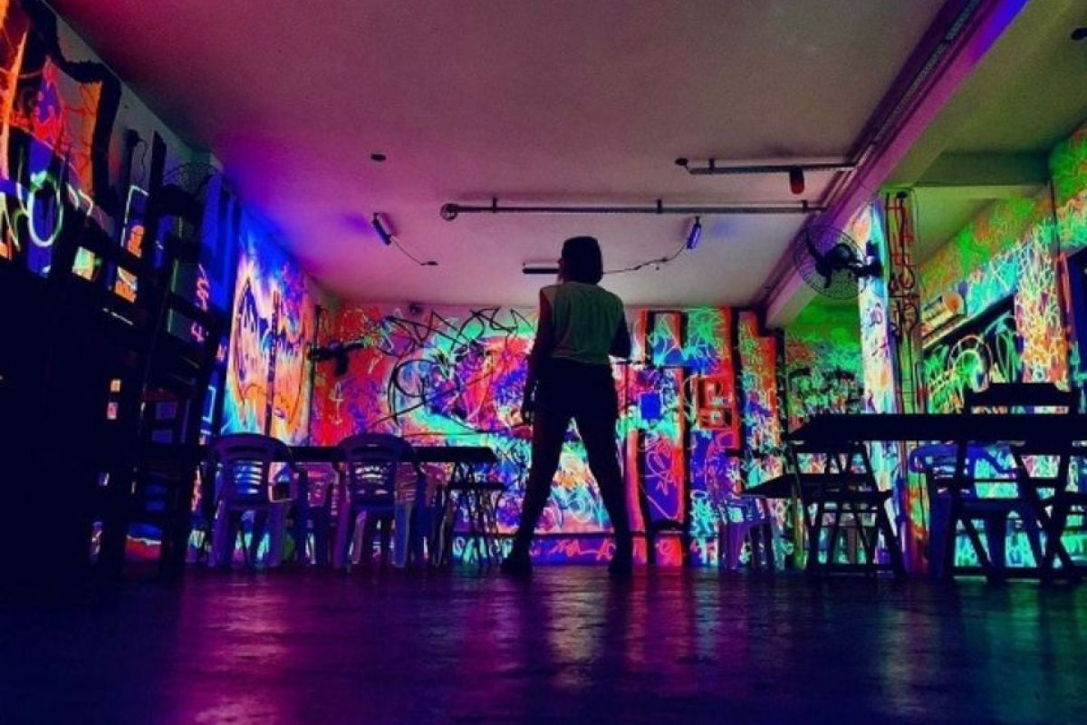 Vídeo: Bombar RV, famosa casa de shows no Rio Vermelho, anuncia encerramento das atividades