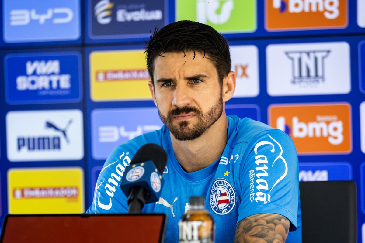 Em alta, Everaldo prega alerta contra lanterna e pede concentração total do Bahia