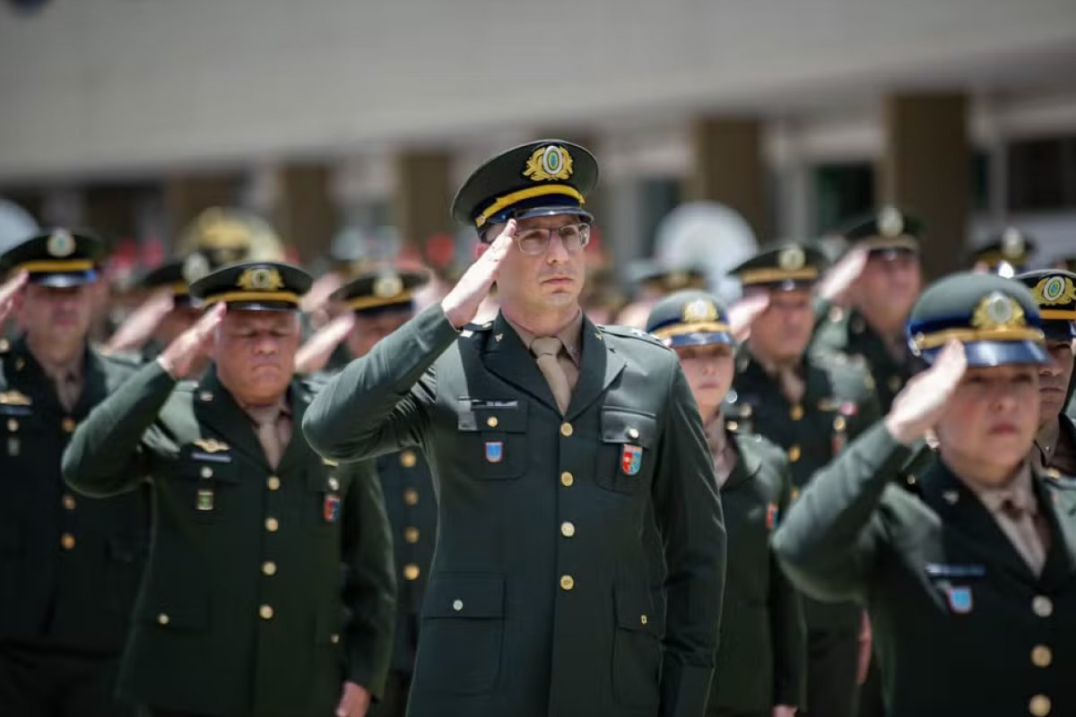Exército abre mais de 220 vagas para concurso público de oficiais de carreira em Salvador