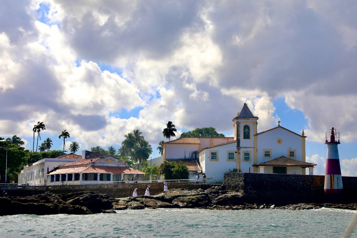Salvador e litoral da Bahia têm previsão de chuva no fim de semana; interior segue com calor