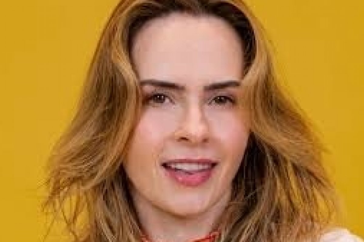 Ana Paula Renault na GNT! 