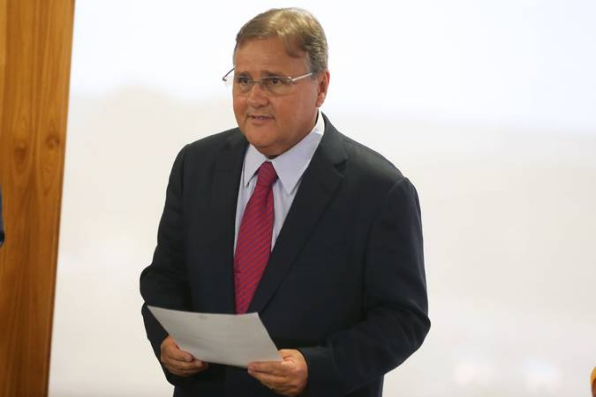Geddel chama chapa de ACM Neto de 'suruba' ao criticar liberdade de apoio a diferentes candidaturas à Presidência