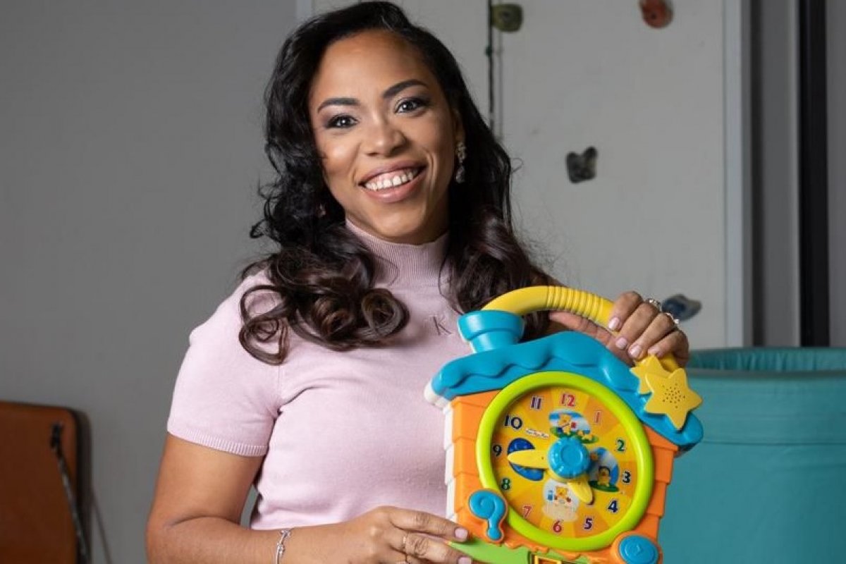 Escritora Meire Queirós confirma presença na Bienal do Livro da Bahia!