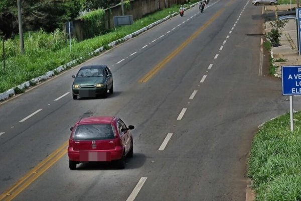 [PM de Goiás usa IA para prender pai e filho suspeitos de matarem homem em situação de rua ]