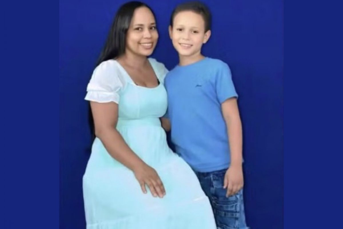 Mulher e criança morrem após serem atingidas por carro de luxo em Feira de Santana; acusado apresentava sinais de embriaguez