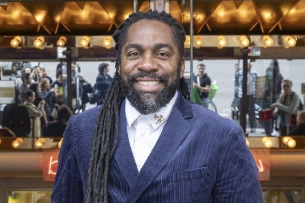 Lázaro Ramos recebe homenagem no 28º Festival de Cinema Brasileiro de Paris!