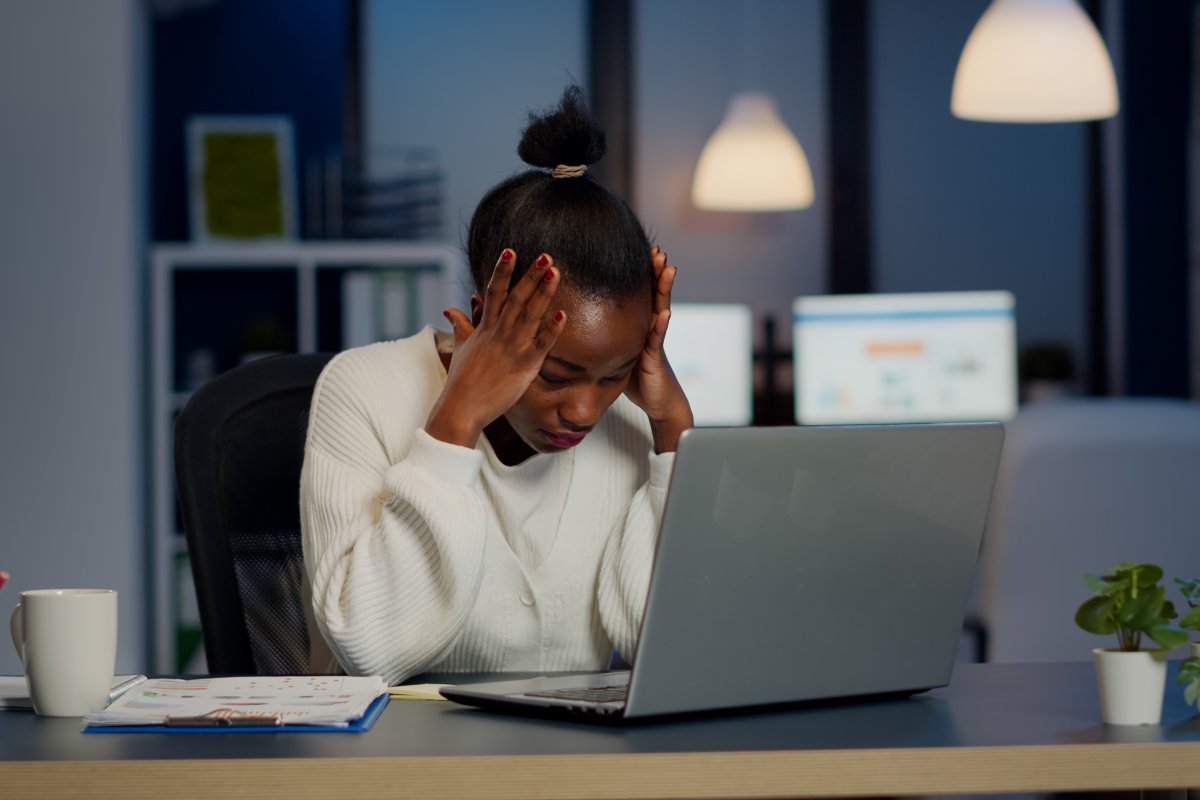 Burnout silencioso: sinais no cérebro indicam quando o corpo já passou do limite! 