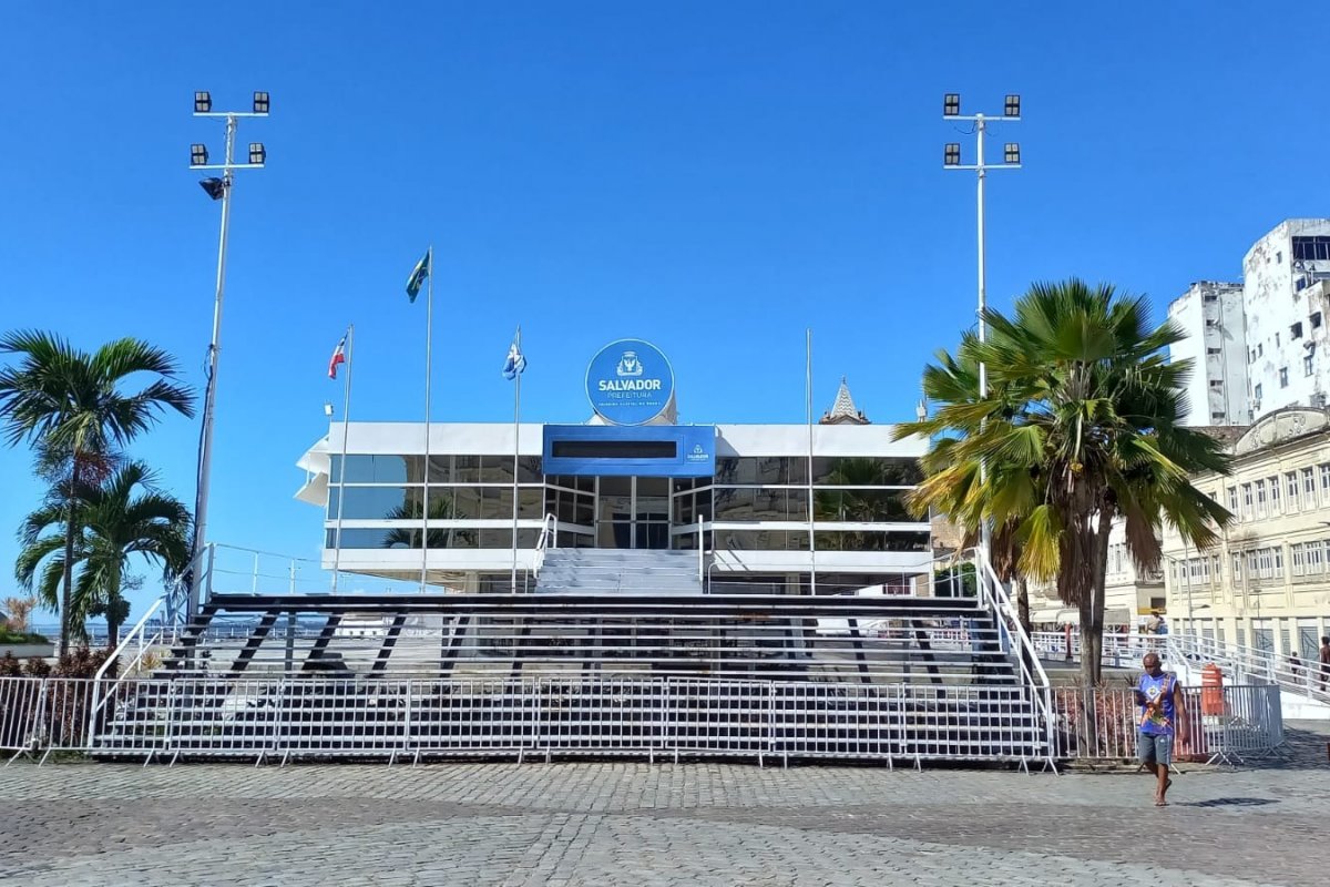 Prefeitura de Salvador decreta ponto facultativo e servidores terão feriadão de quatro dias no Tiradentes