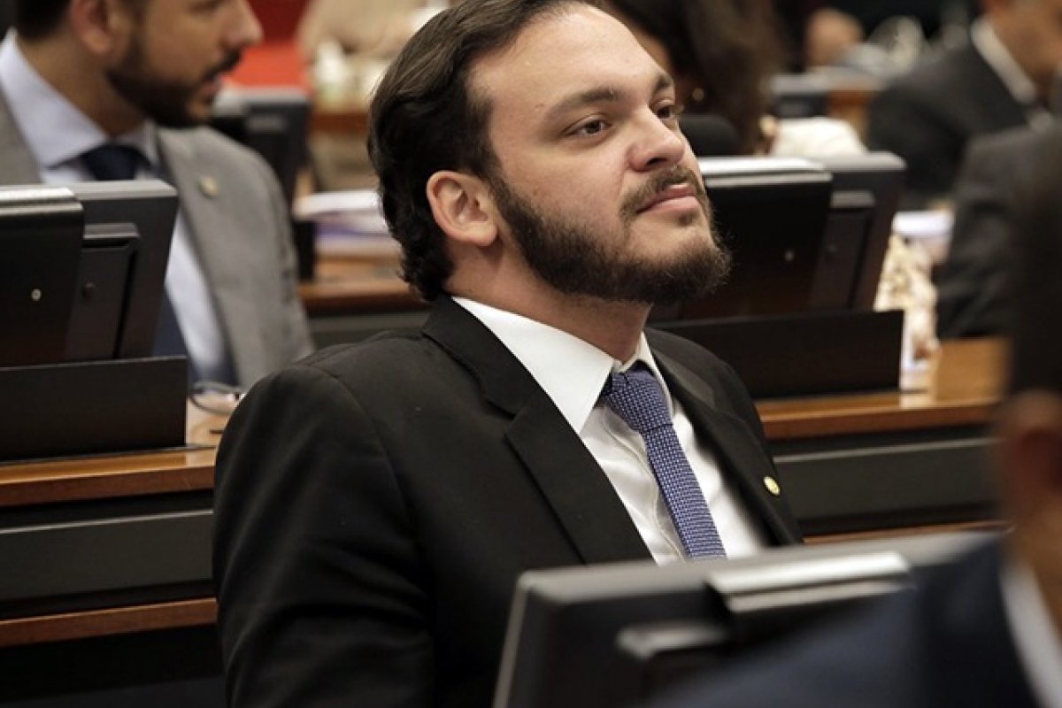 Uldurico Júnior é alvo da PF em operação contra corrupção eleitoral e organizações criminosas