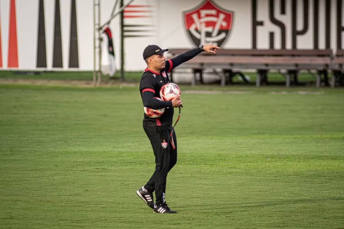 Vitória busca encaminhar classificação para quartas da Copa do Nordeste em casa