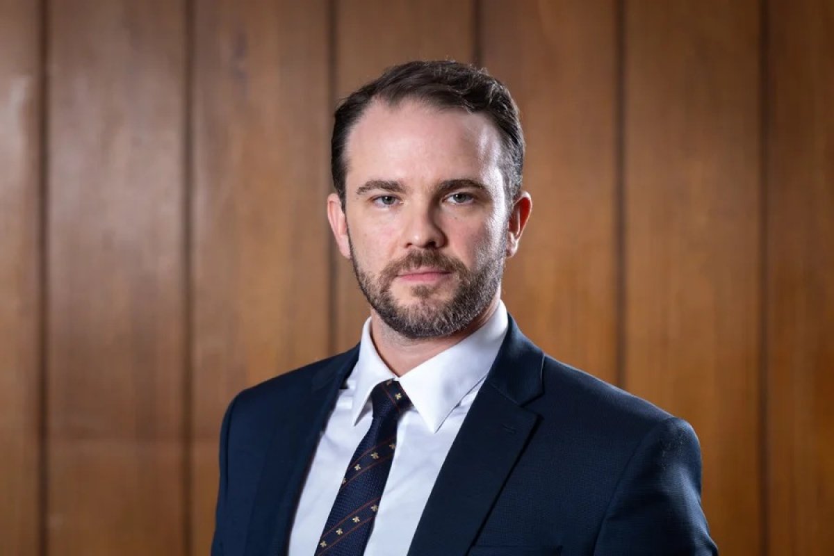 Medidas para abater dívidas serão anunciadas nos próximos dias, diz ministro da econômia