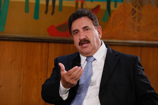 [Ratinho se torna réu na Justiça Eleitoral por comentários ofensivos e discriminatórios contra deputada]