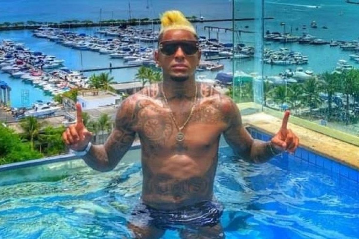 Suspeito de atirar em empresário, justiça concede mandado de prisão contra Iuri Sheik