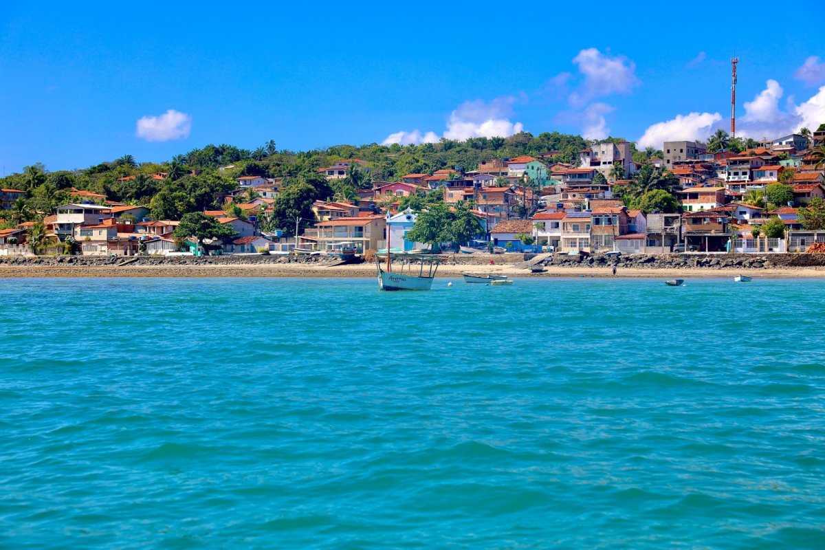 Salvador tem 15 praias impróprias para banho no feriadão de Tiradentes; veja