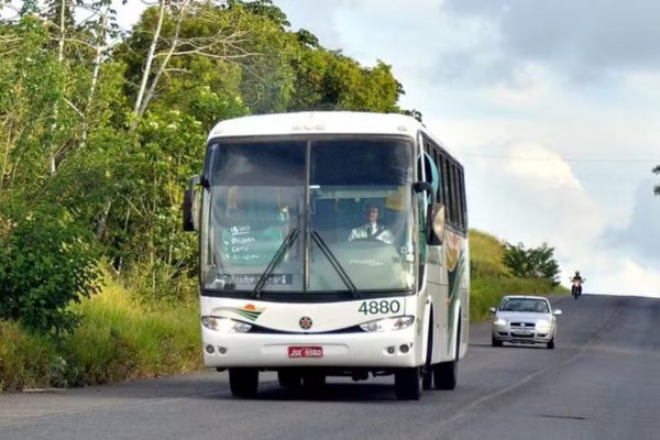 [Passageiros poderão transferir bilhetes do transporte intermunicipal na Bahia a terceiros]