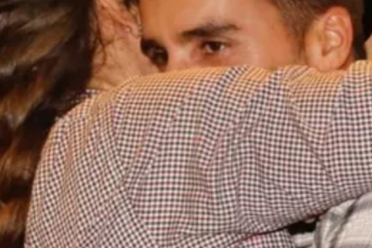 Daniel Cady se declara a Ivete Sangalo com clique em festa de São João