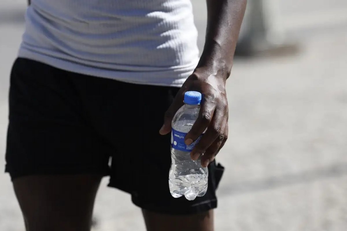 Bahia enfrenta combinação de calor intenso e chuvas isoladas nesta semana; confira previsão