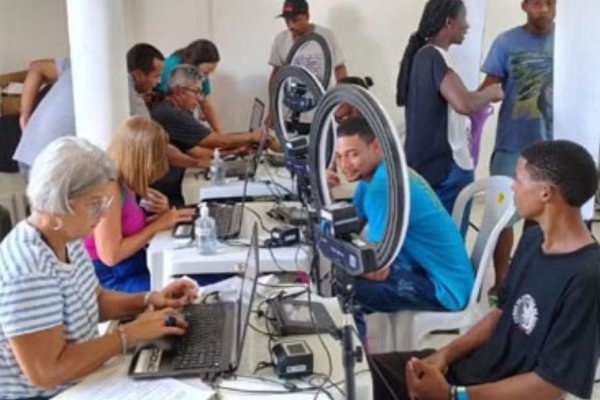 [TRE-BA realiza plantões para regularização de pendências eleitorais antes do fim do prazo]