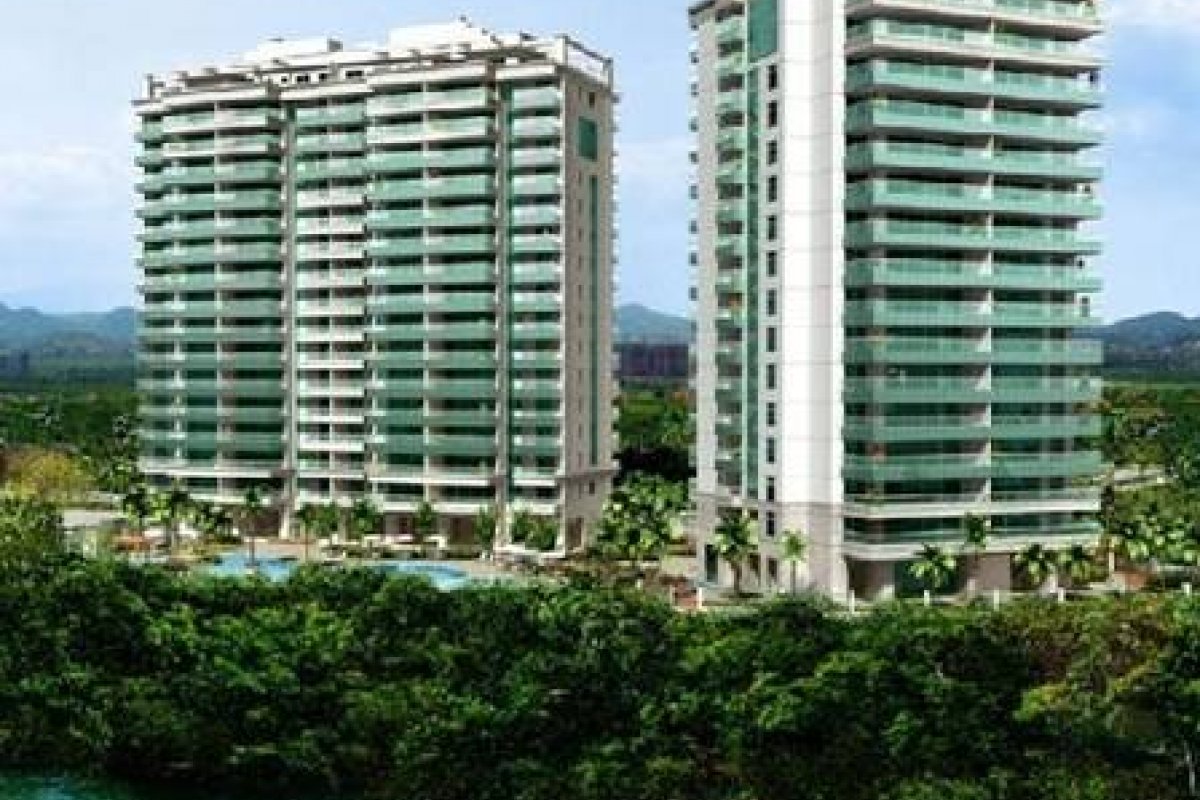 Viúva de Chico Anysio quer imóvel avaliado em R$ 7 milhões