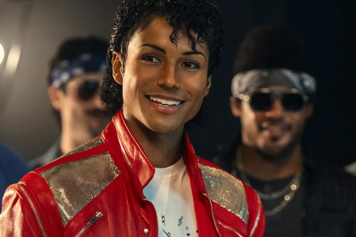 Cinema promove concurso de sósia de Michael Jackson; vencedor ganhará um ano de sessões grátis