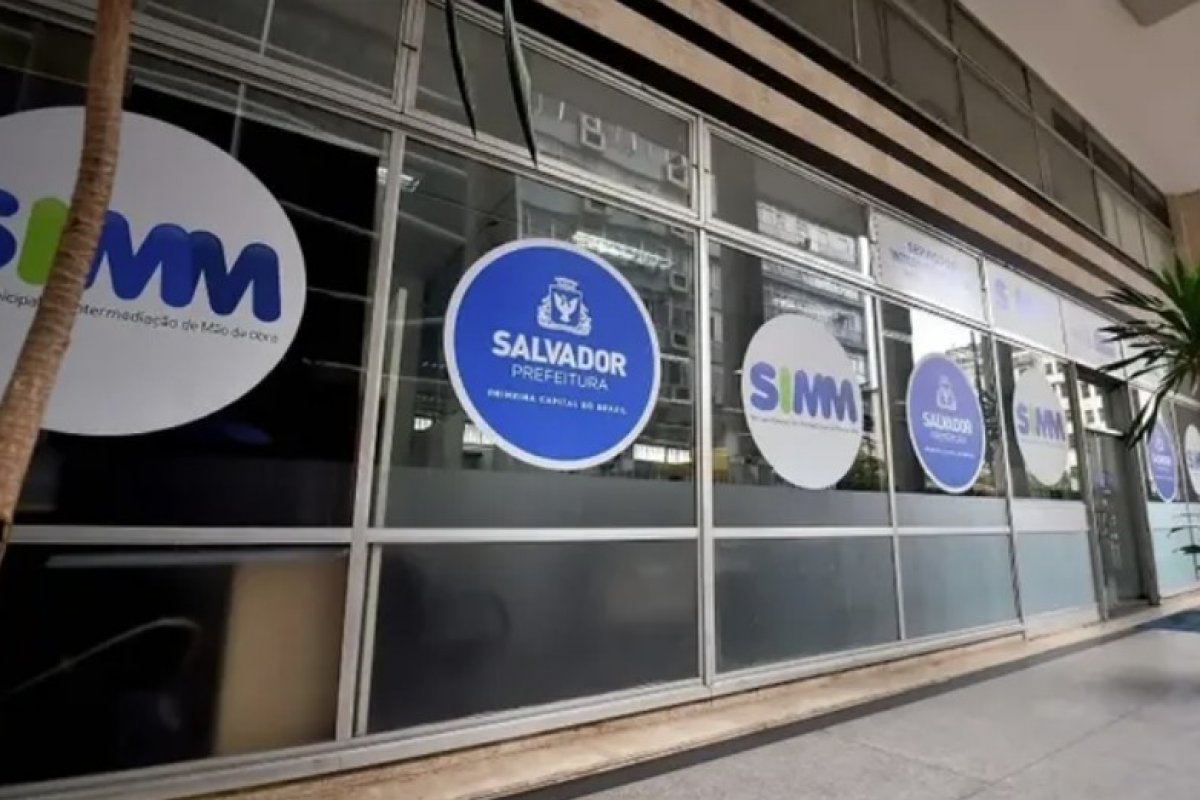 Simm oferta mais de 300 vagas de emprego para segunda-feira (27)