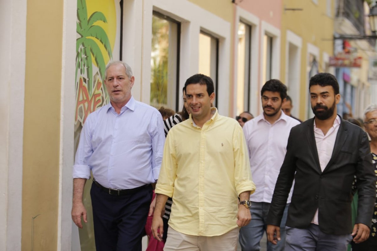 Ciro diz que candidatura de Prates não vai de encontro à ACM Neto