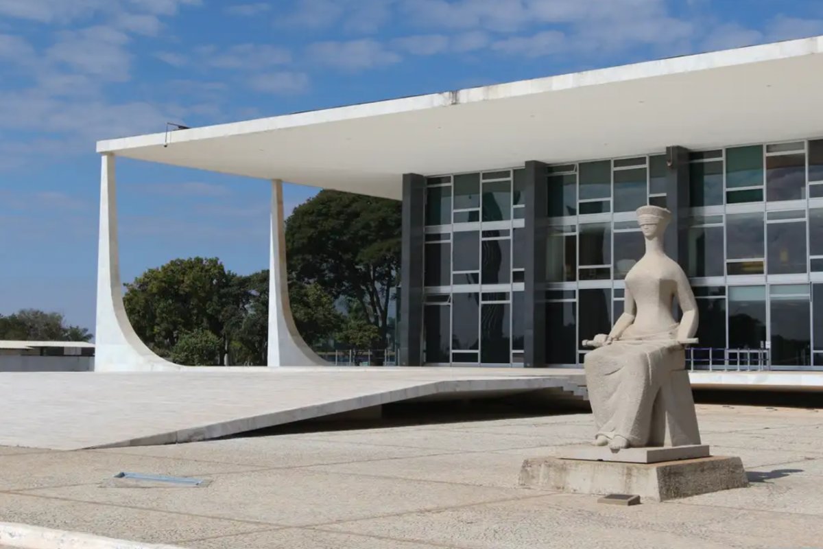 Entidades pedem ao STF mais prazo para aplicar decisão sobre penduricalhos