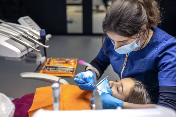 [Mutirão oferece atendimento odontológico gratuito para crianças e adolescentes em Salvador]