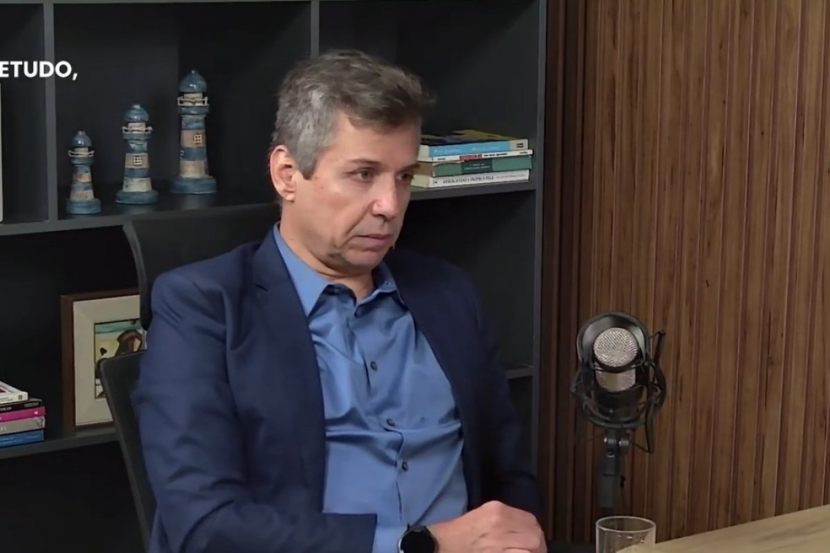 ‘Sobretudo’ traz relato sobre negligência familiar e impactos do envelhecimento na vida social