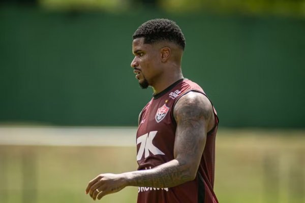 [Buscando liderança do grupo e classificação para quartas da Copa do Nordeste, Vitória visita Confiança ]