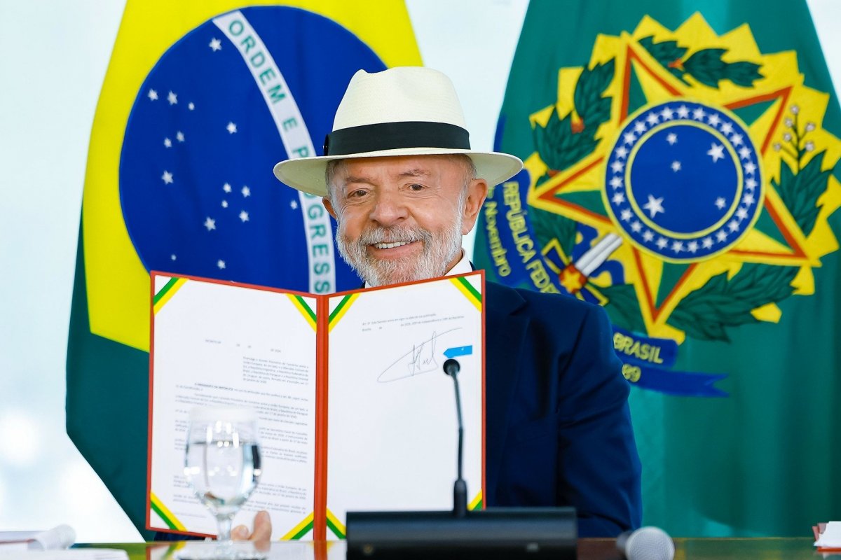 Lula promulga acordo entre Mercosul e União Europeia após 27 anos de negociações