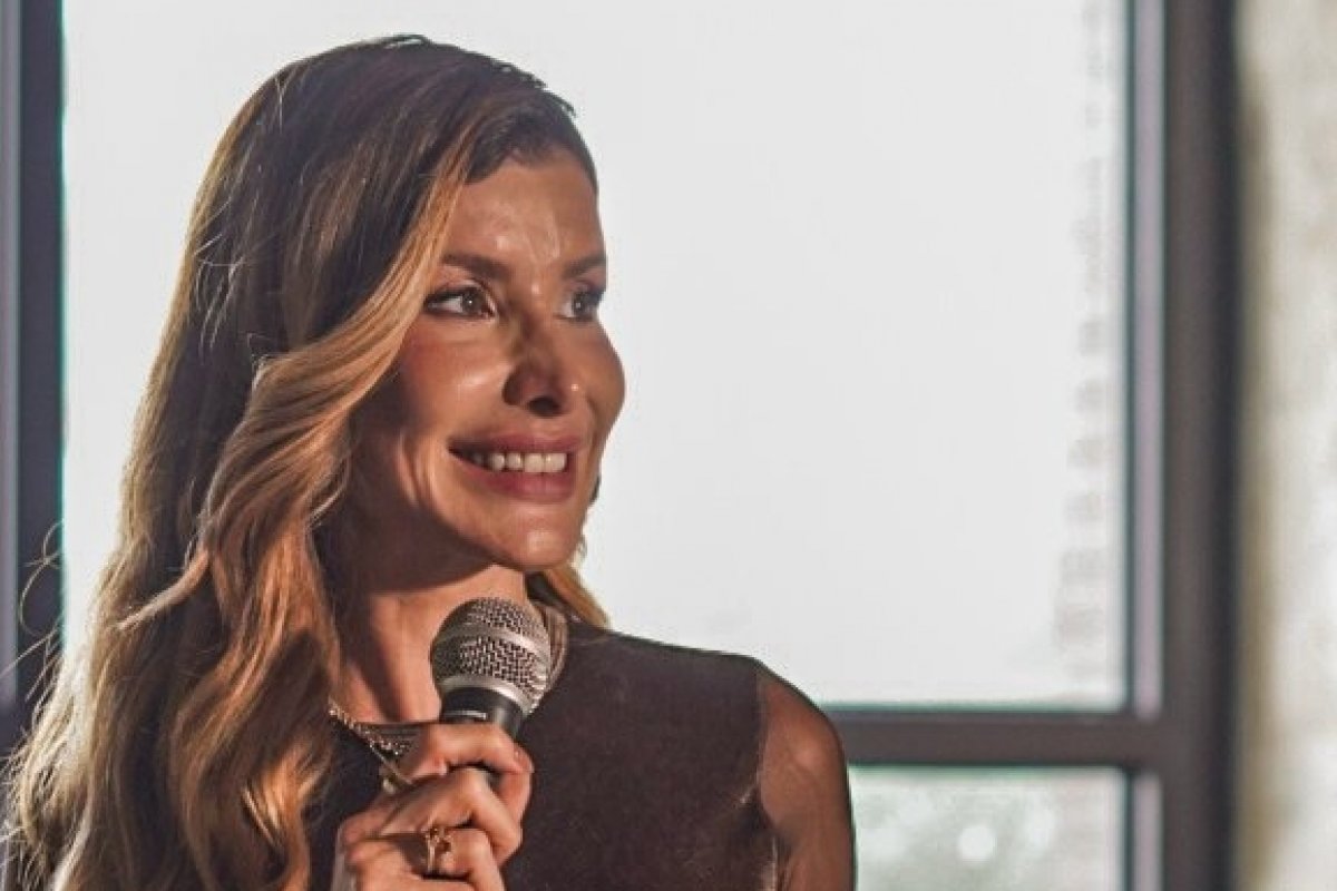 Carol Castelo Branco reúne CEOs e mulheres de destaque em evento “Mães que movem” na capital paulista! 