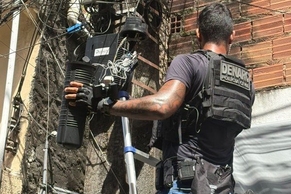 [Ação desarticula rede de monitoramento do tráfico em Cosme de Farias]