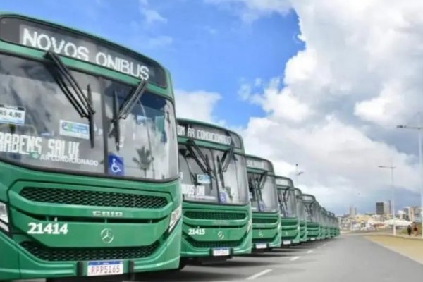 [Rodoviários anunciam atraso na saída das garagens nesta quinta (30)]