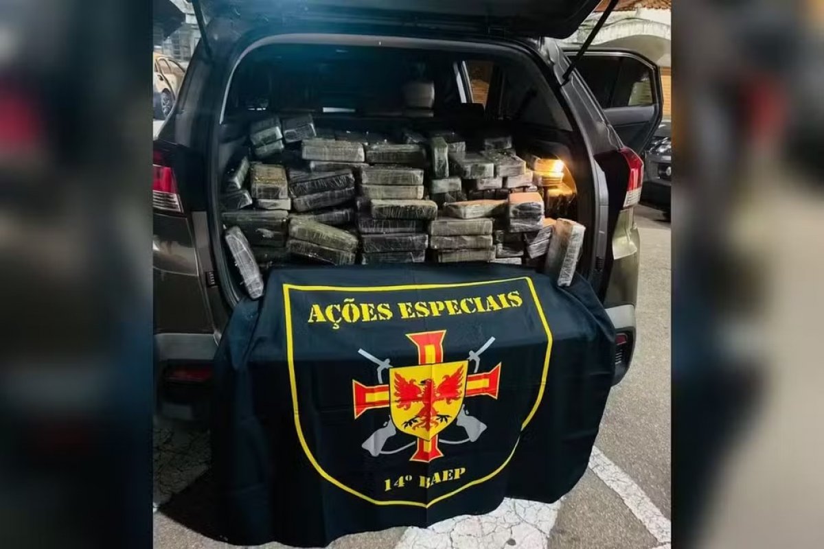 Homem é condenado por tráfico após ser solto por juiz que considerou quase 250kg de cocaína 'pouca quantidade' de droga