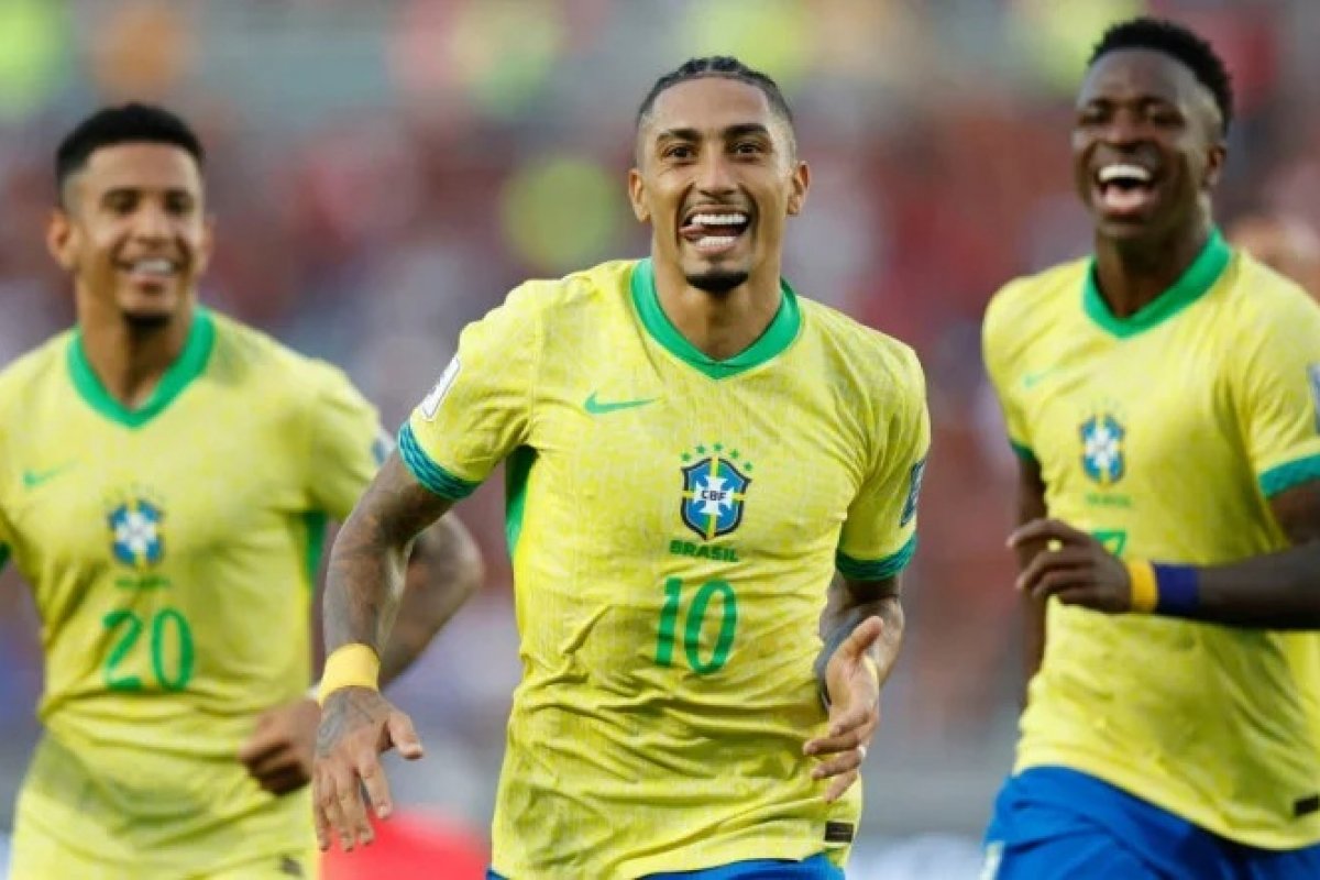 Trajes para viagem da Seleção para Copa tem imagens divulgadas; confira 