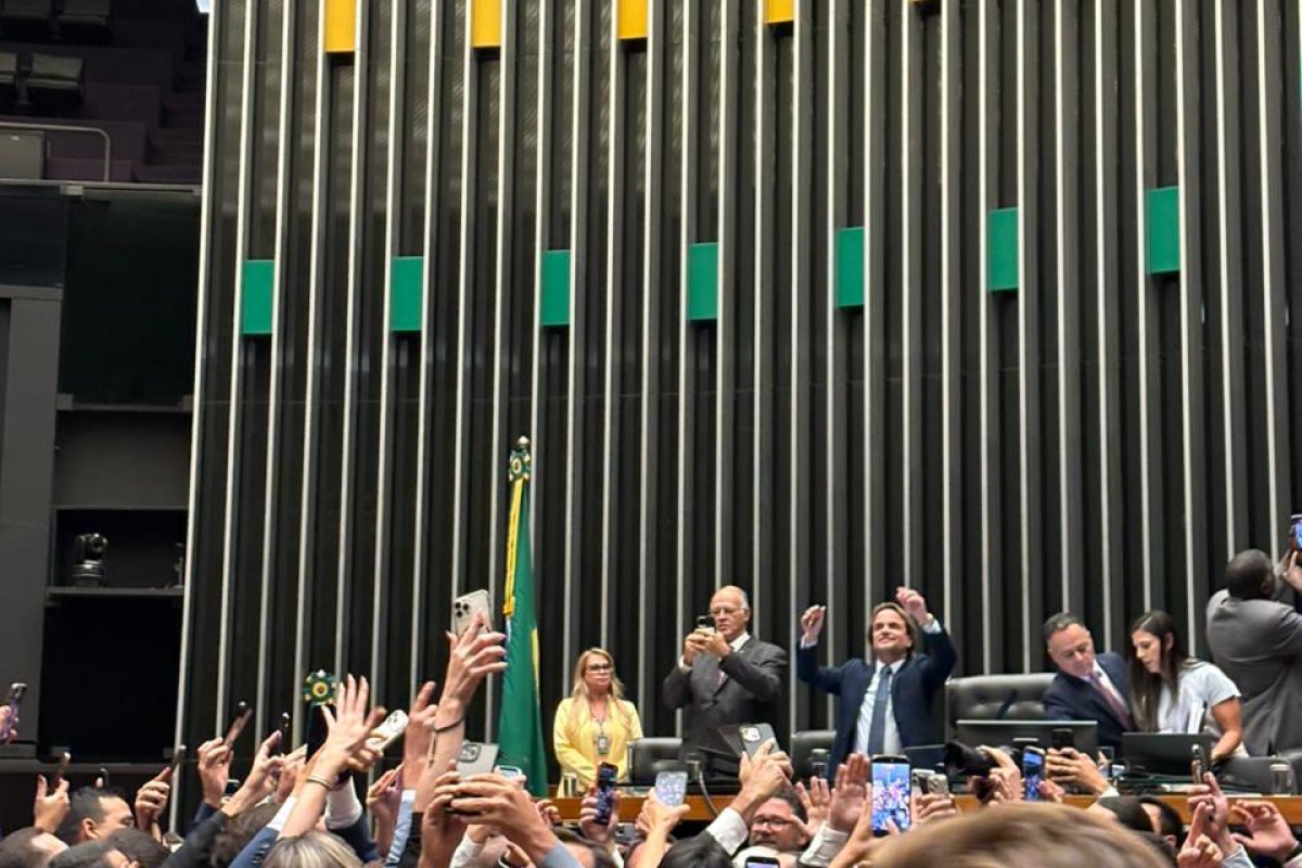 Mais uma derrota: Congresso derruba veto de Lula ao PL da Dosimetria 