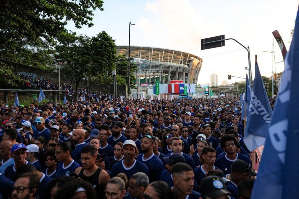 [VÍDEO: Mais de 10 mil pessoas participam da 4ª edição da Corrida do Bahêa]