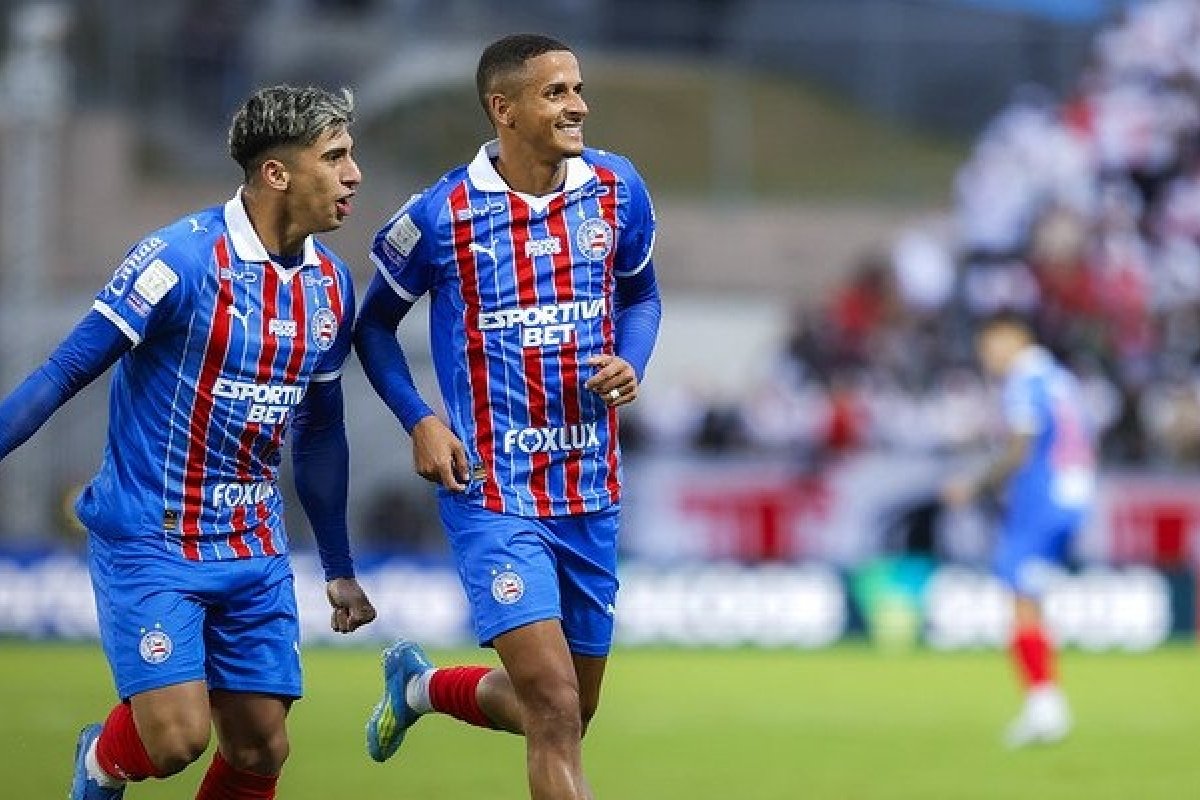 Na raça, Bahia arranca empate com o São Paulo nos acréscimos Na raça, Bahia arranca empate com o São Paulo nos acréscimos