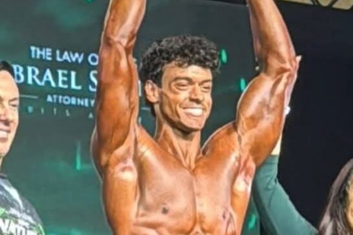 Nos EUA, filho de Carla Perez e Xanddy conquista seis categorias em campeonato de fisiculturismo! 