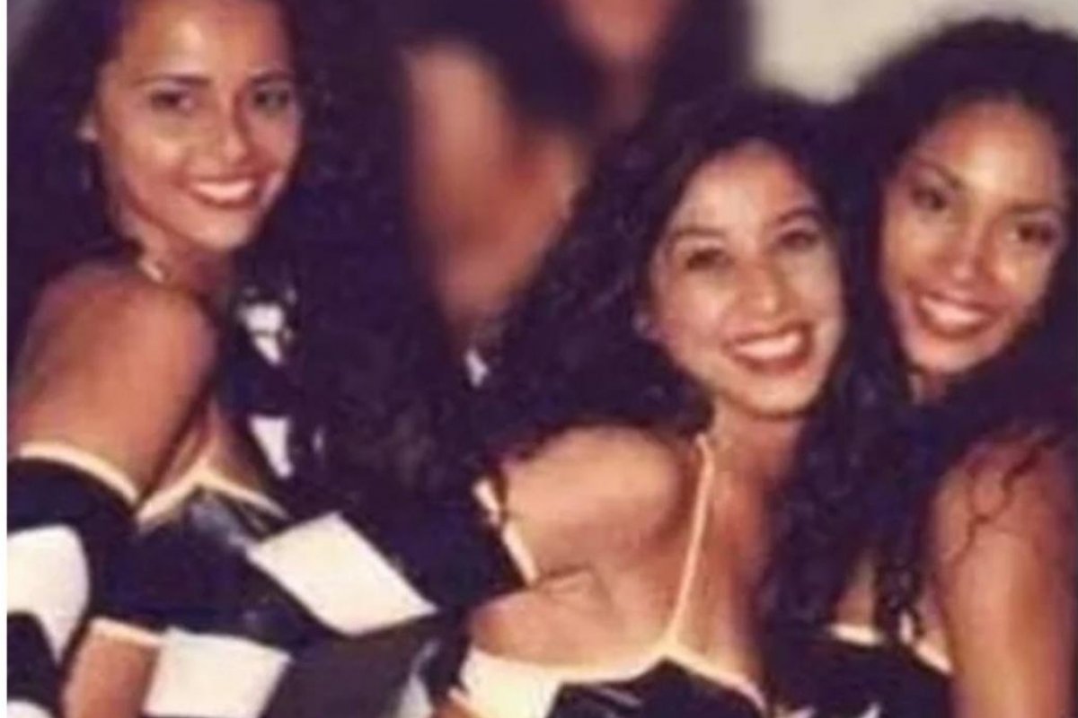 Scheila Carvalho e Rosiane Pinheiro aparecem com Viviane Araújo em concurso do Tchan!