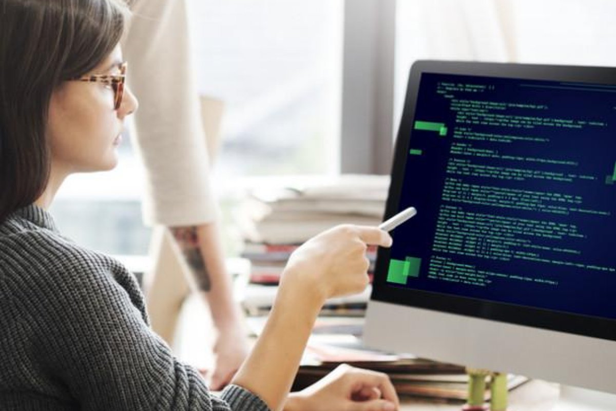 Curso gratuito de programação facilita o acesso das mulheres ao mercado de tecnologia