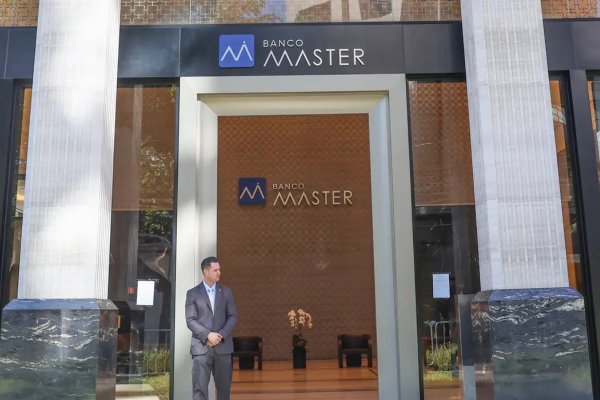 [ Ataque coordenado por Vorcaro contra BC seguiu cartilha de agência, com contratos de R$ 8 milhões]